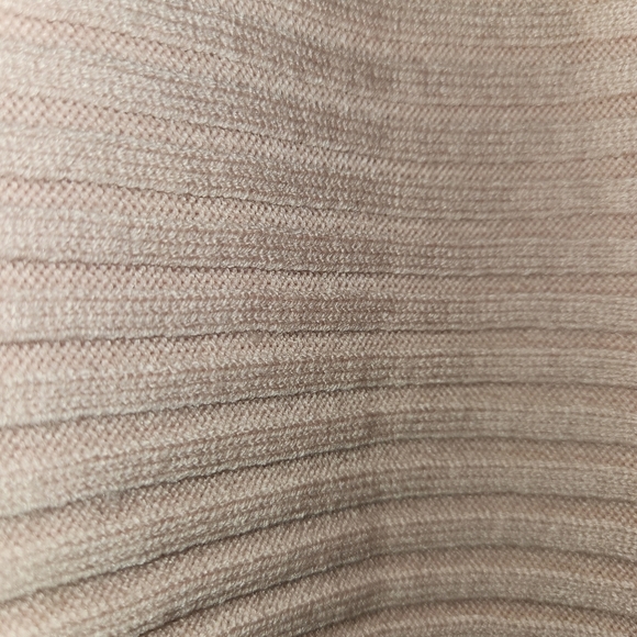 NWT Kirundo Pink Ribbed Sweater with Cutout at Neck/Shoulder  Size XL Soft Cozy - Picture 4 of 10